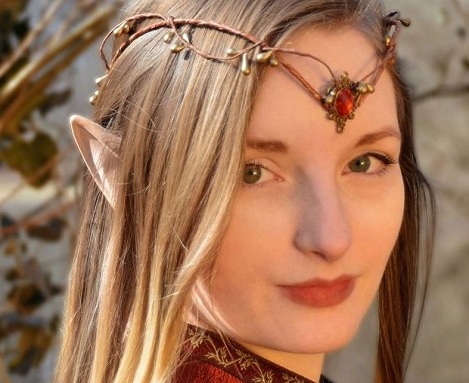 Scarlet elf – Lady Morgana – Costume designer